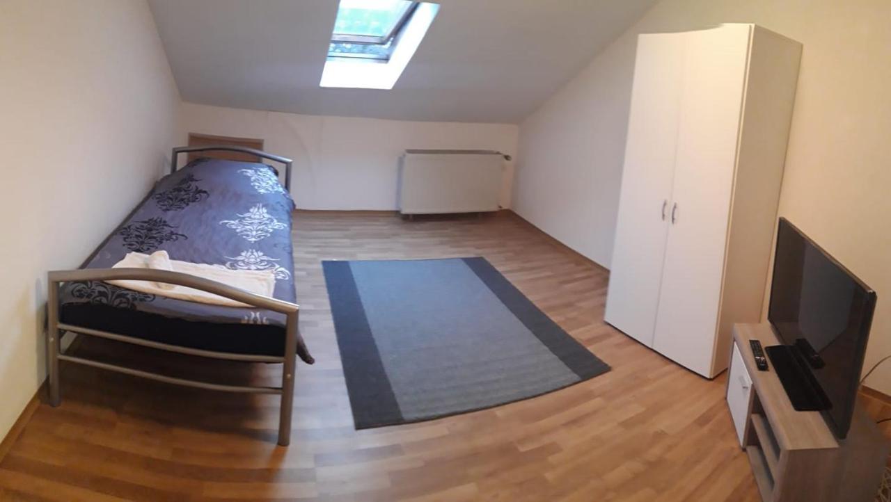 Ferienwohnung In Erftstadt Zewnętrze zdjęcie